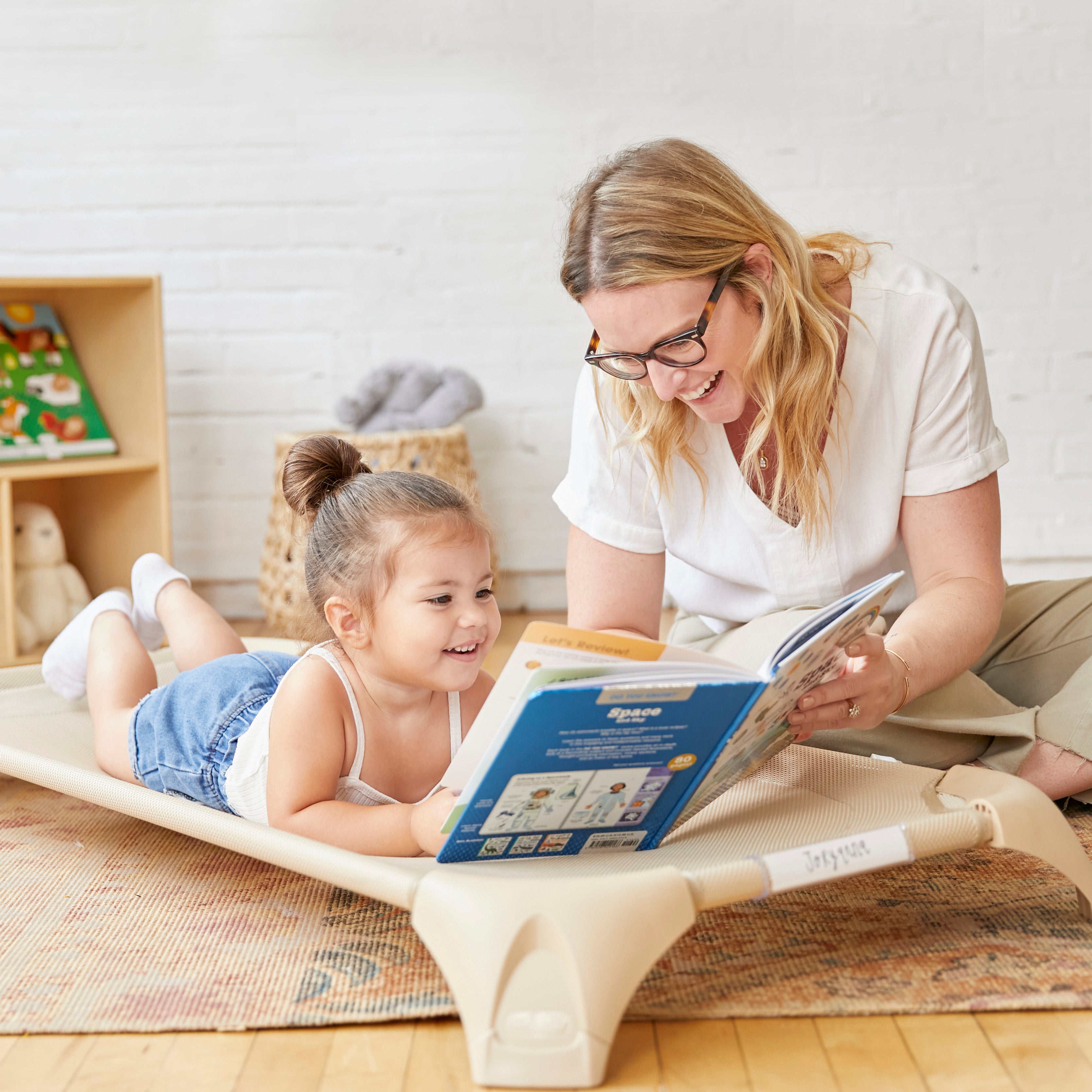 Cozy Cot Trolley with 6 Stackable Cozy Cots with Storage