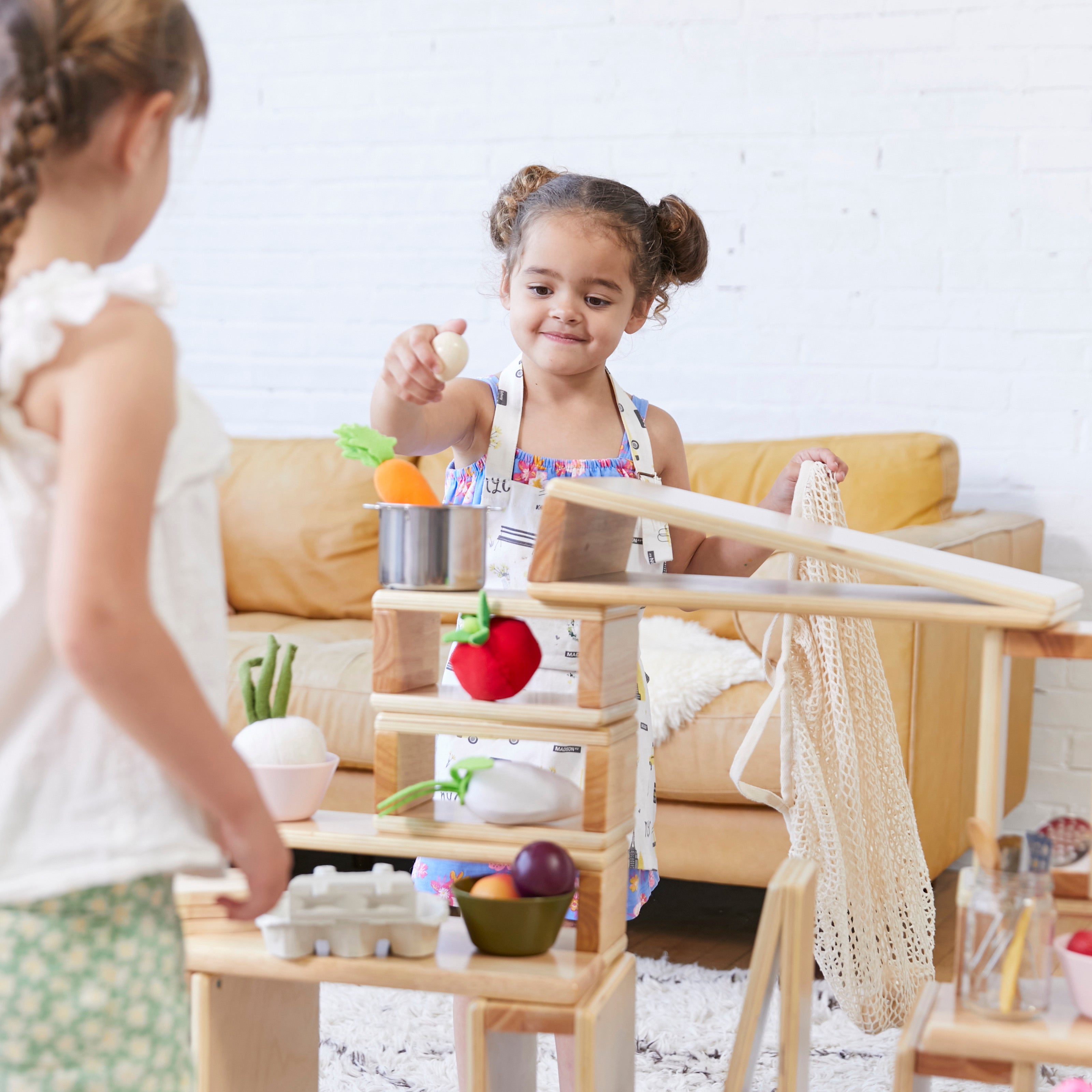 Hollow Block Set, Wooden Toys, 18-Piece