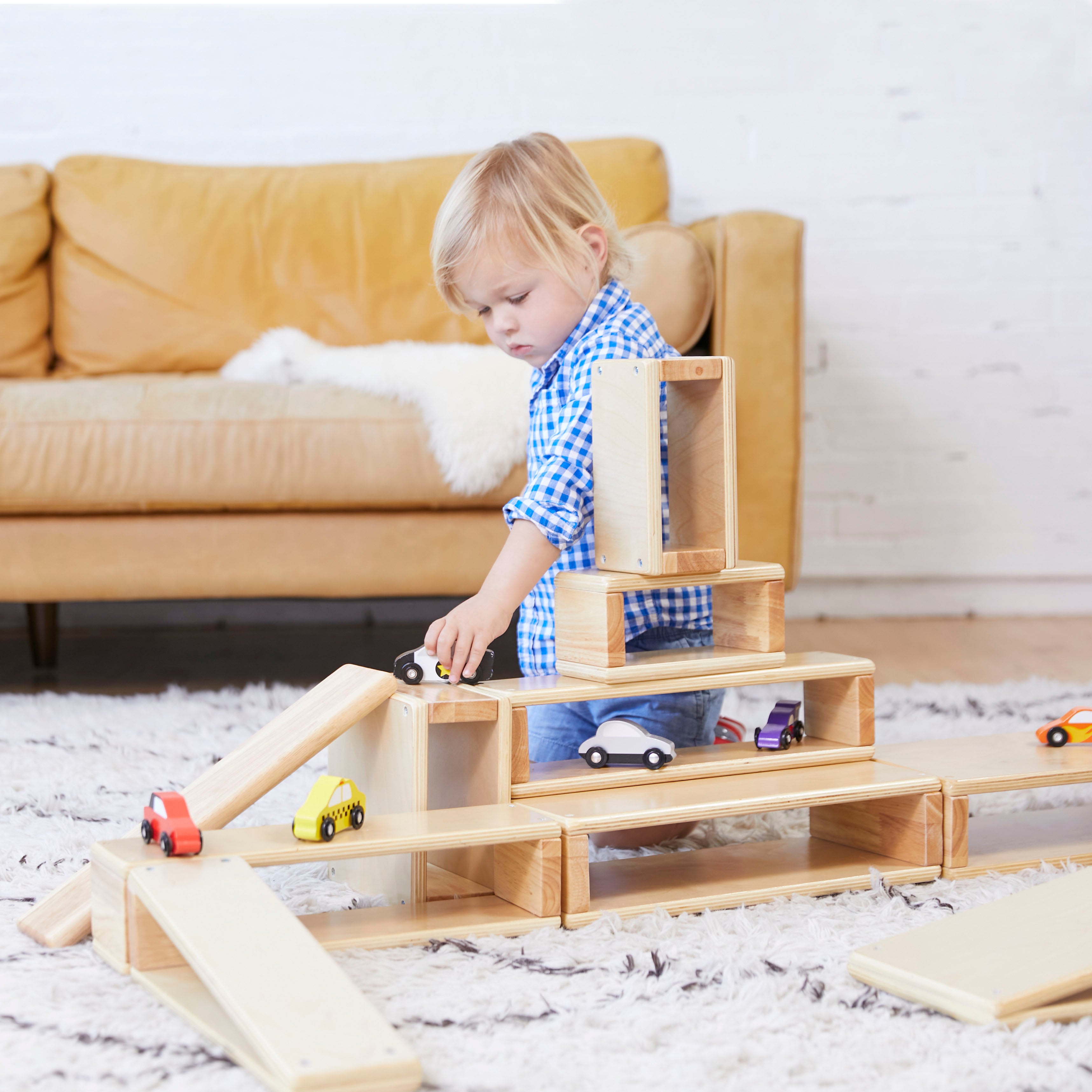 Hollow Block Set, Wooden Toys, 18-Piece